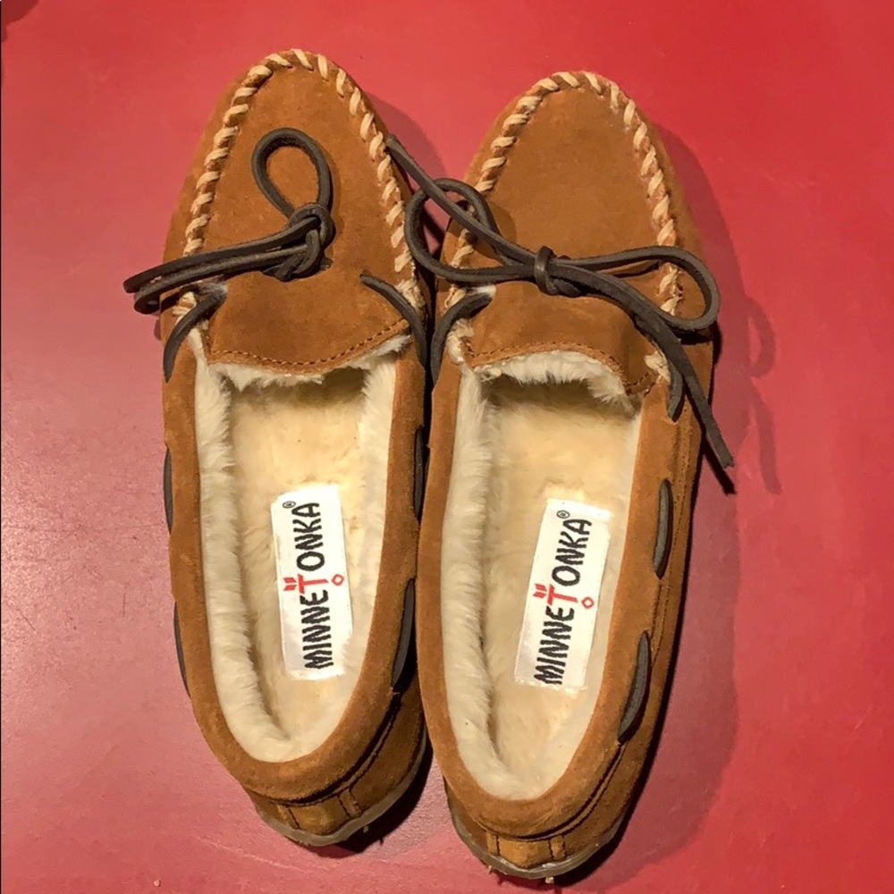 NWOT Minnetonka Moccasins